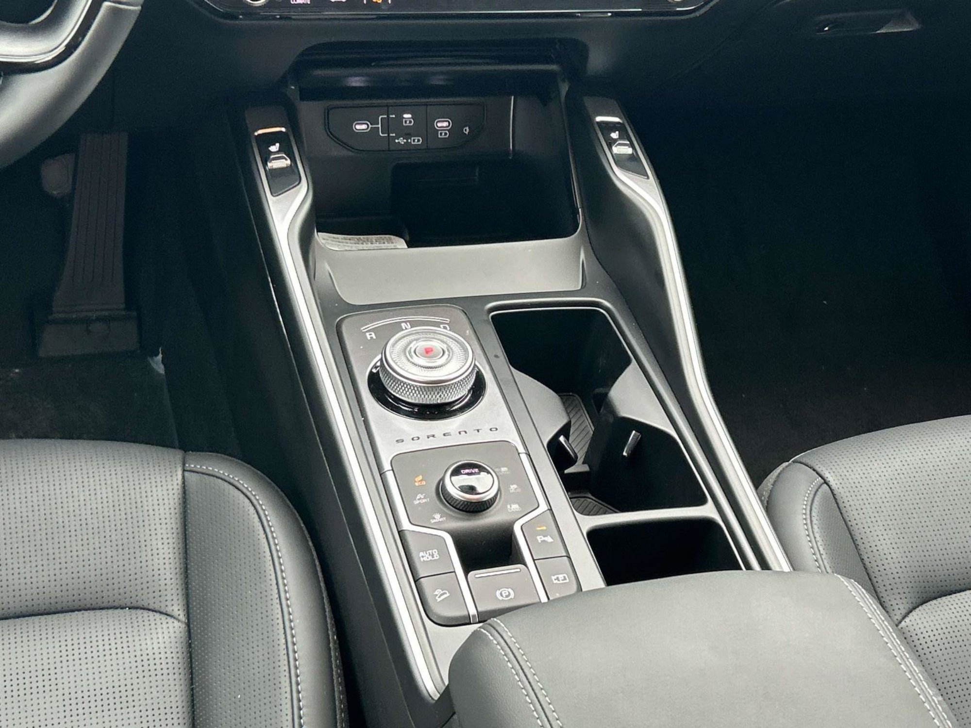 New 2026 Snow White Pearl Kia EX image 12
