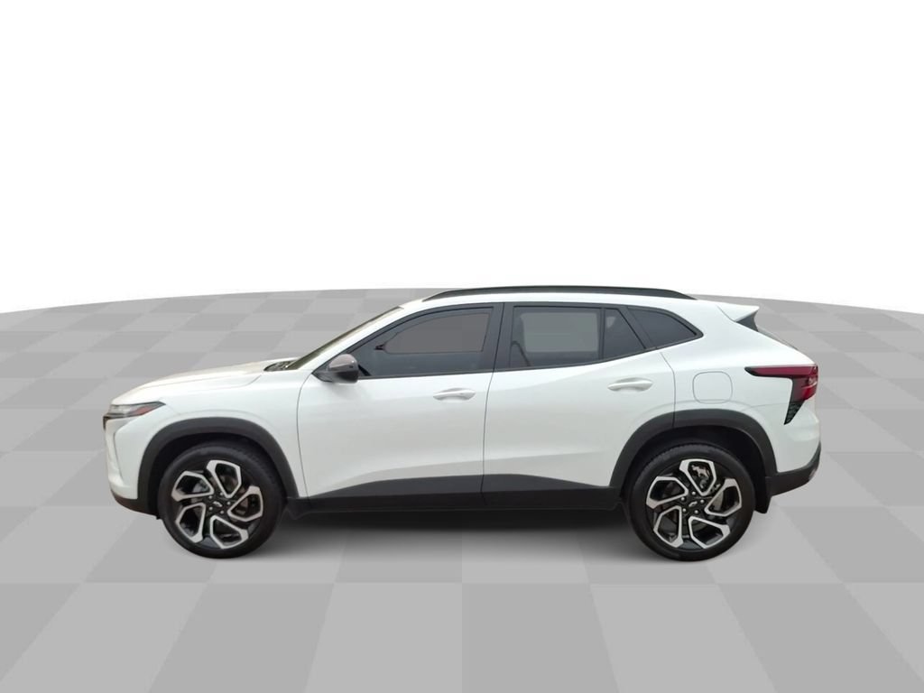 Used 2025 Chevrolet Trax SUV