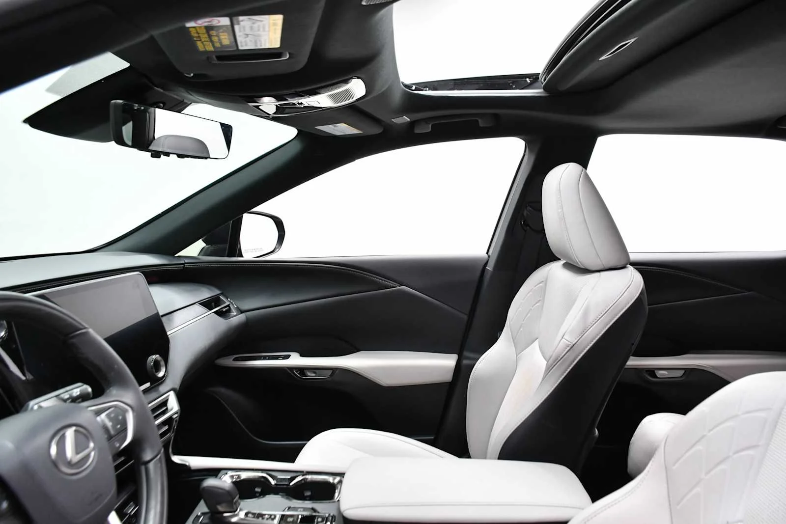 Certified Used 2024 CAVIAR Lexus Premium Plus image 13