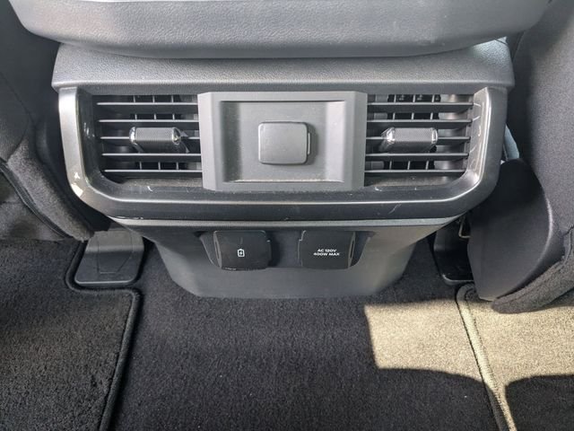 Used 2023 Gray Metallic Ford XLT image 18