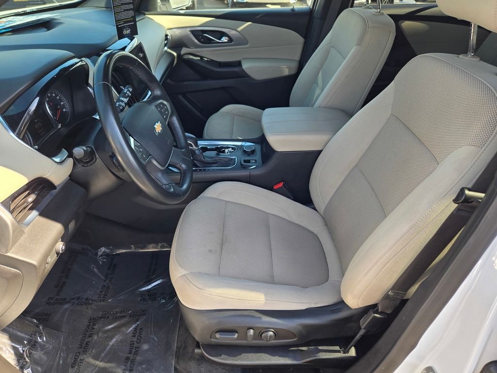 Used 2023 White Chevrolet LT image 11