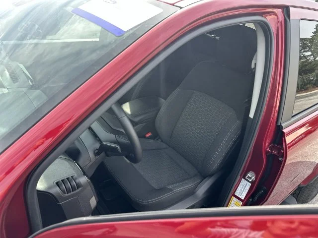 Used 2025 Red Ford XLT image 12