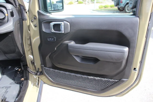 Used 2026 Green Jeep Mojave image 28