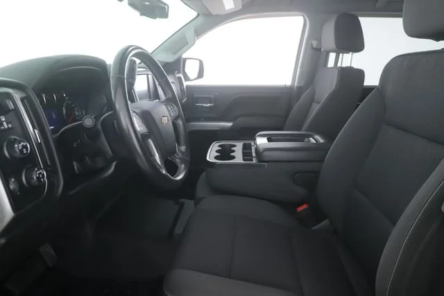 Used 2018 White Chevrolet LT image 16