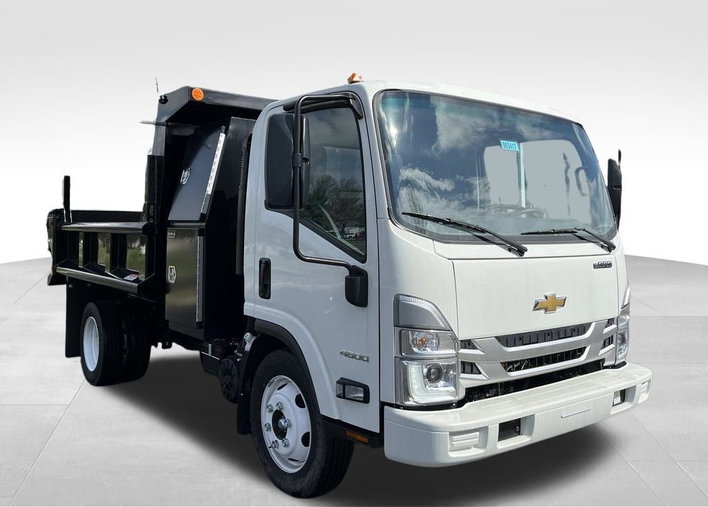 2024 Chevrolet Low Cab Forward 4500 Gas 176" WB Regular Cab's photo