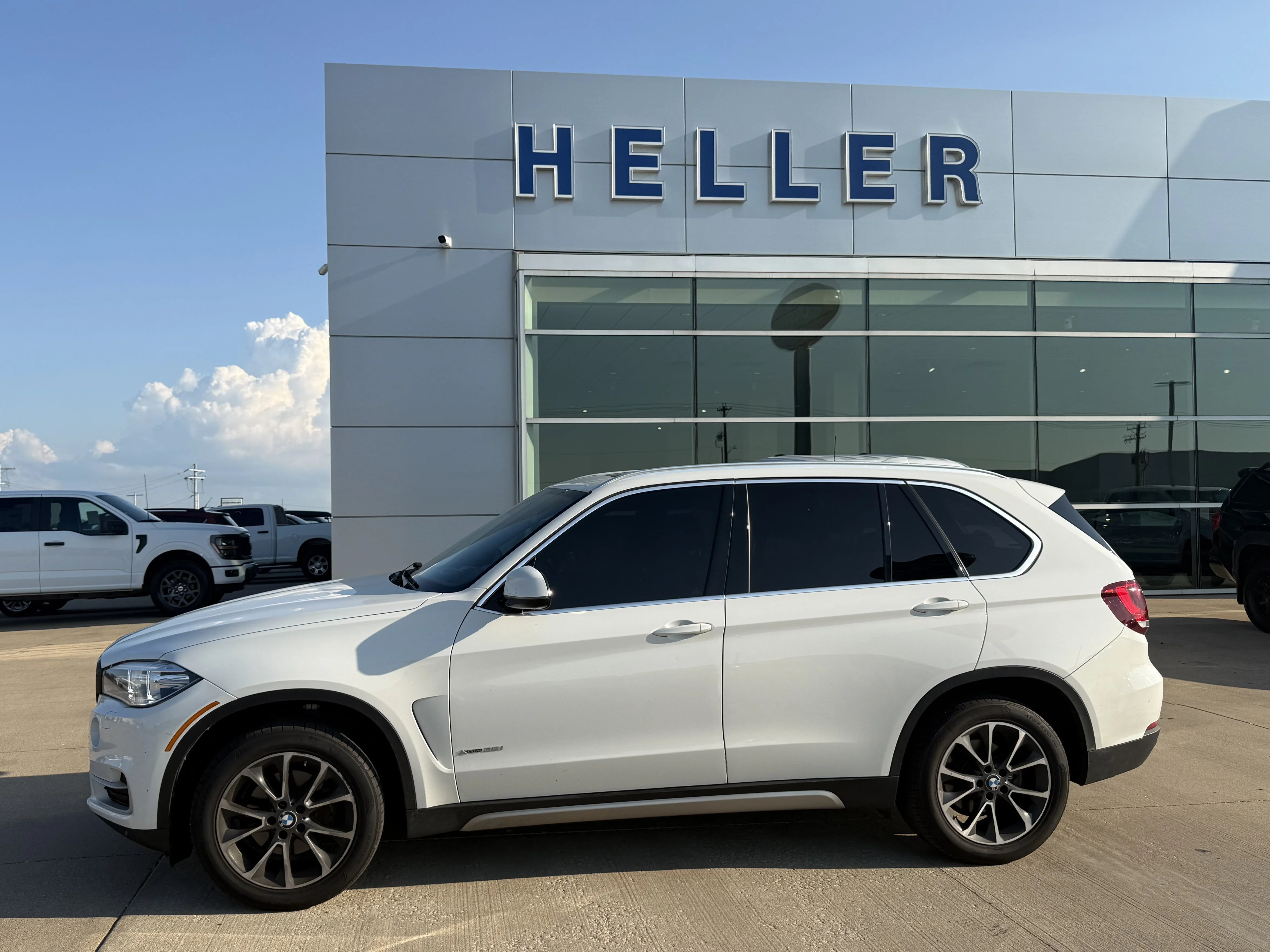 Used 2017 Alpine White BMW xDrive35i image 3