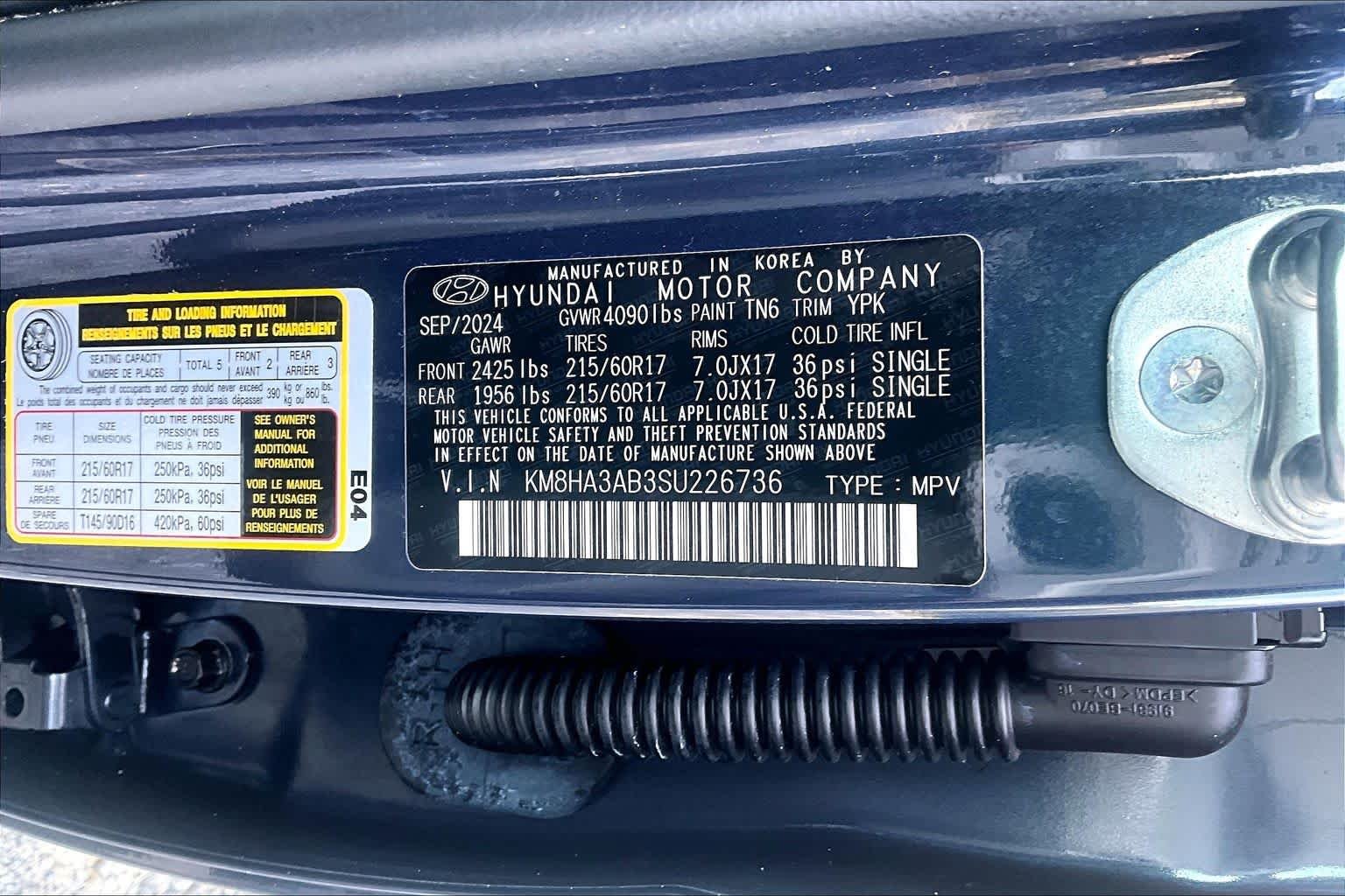 Used 2025 Denim Blue Hyundai SE image 34