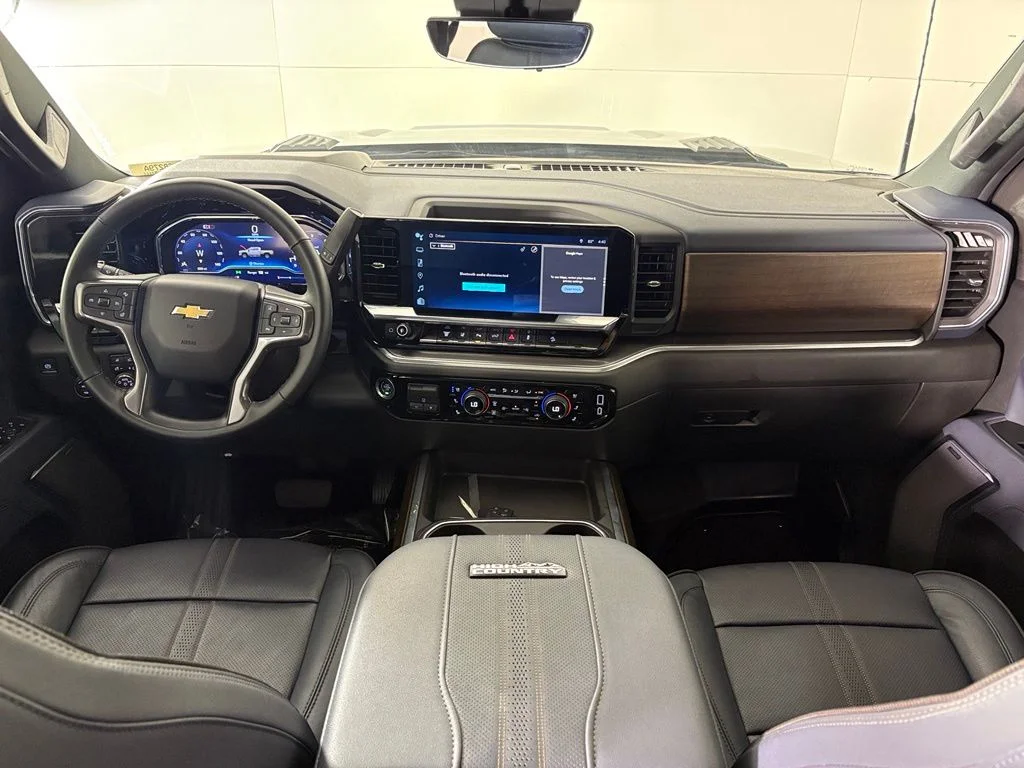 Used 2025 Gray Chevrolet High Country image 47