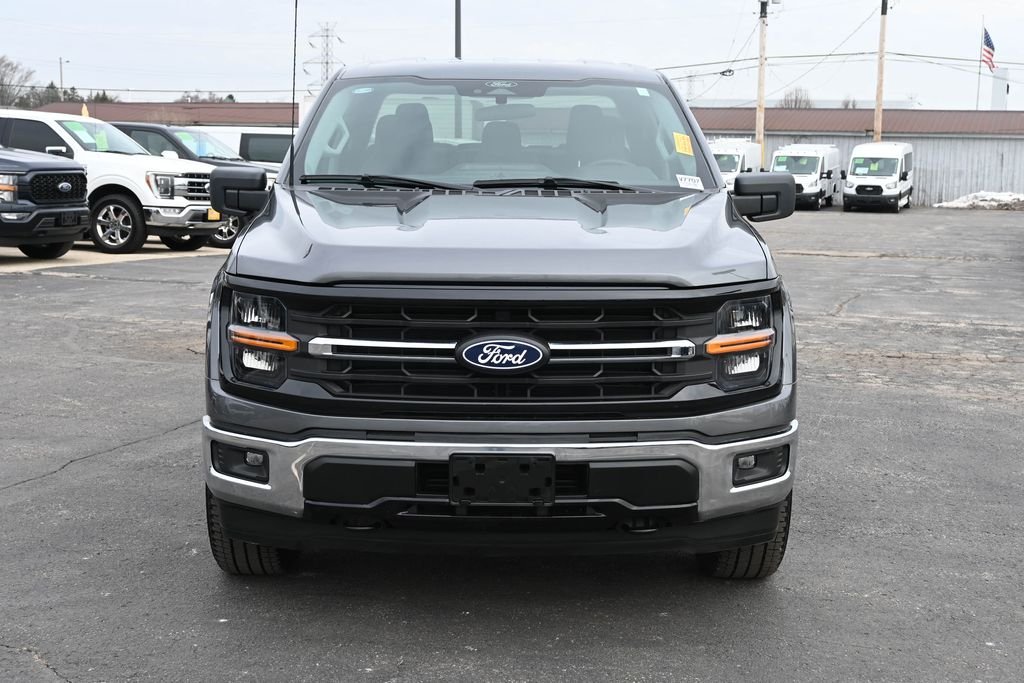 Used 2025 Gray Ford XLT image 6