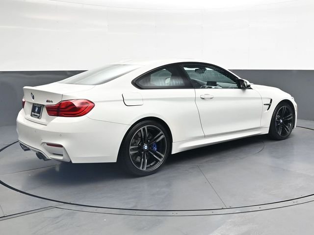 Used 2018 White BMW Base image 4
