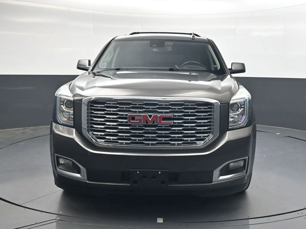 Used 2019 Gray GMC Denali image 14