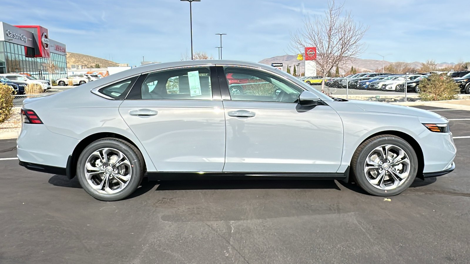 2025 Honda Accord Hybrid EX-L - Photo 2