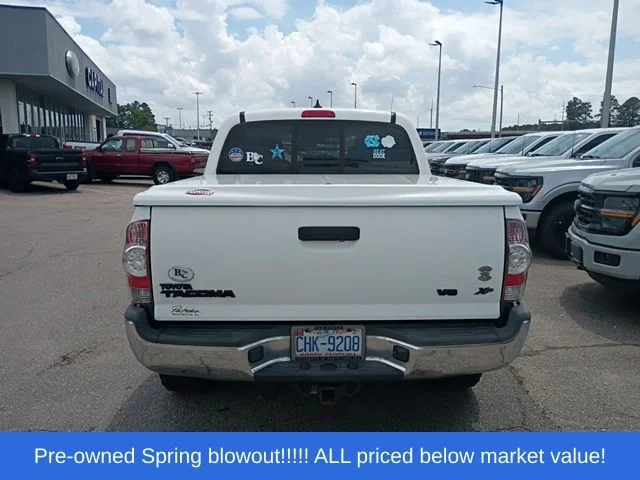 Used 2014 White Toyota Prerunner image 8