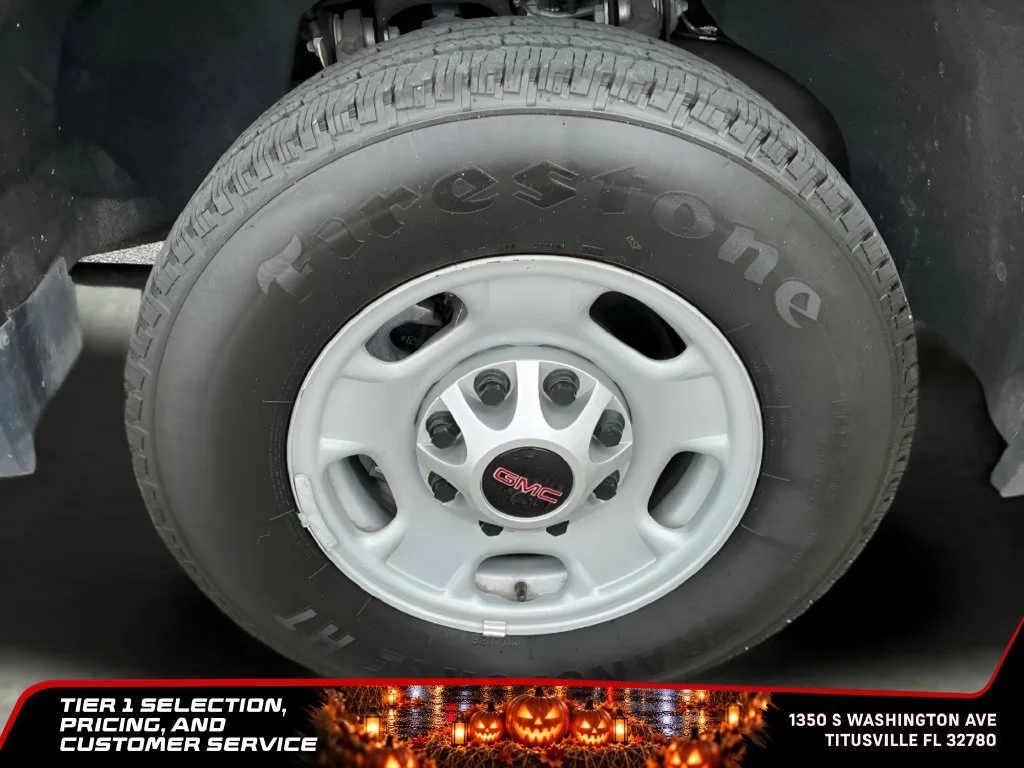 Certified Used 2021 SUMMIT WHITE GMC 2WD Regular Cab Long Bed image 11