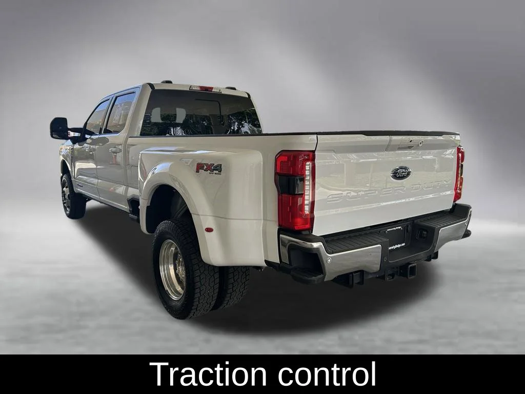 Used 2025 White Ford XL image 3