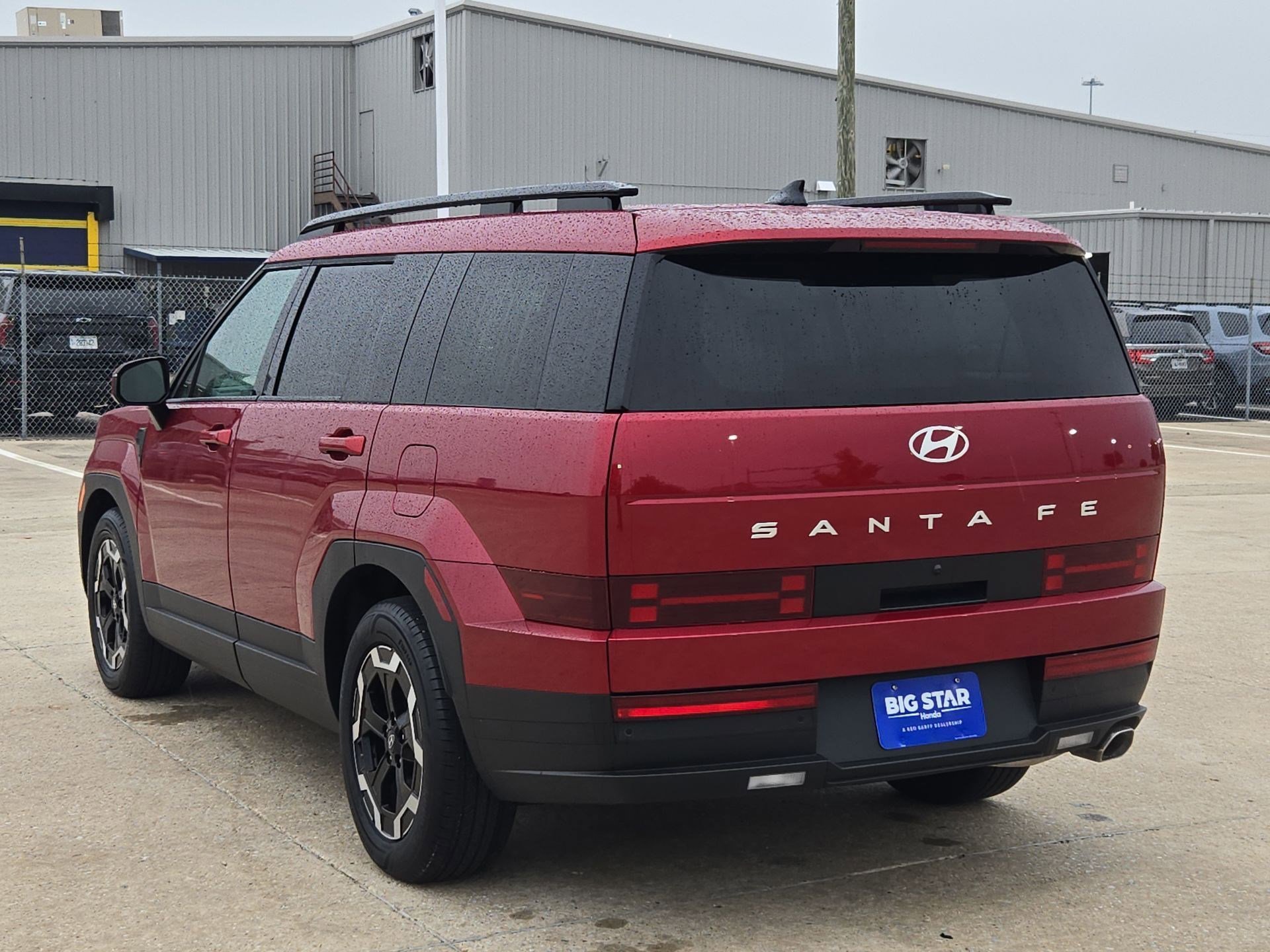 Used 2025 Ultimate Red Hyundai SEL image 5