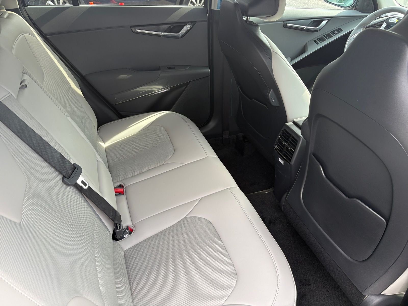 New 2026 Steel Gray Kia EX image 16