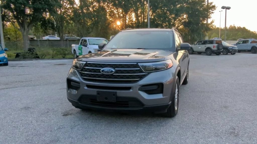 Used 2023 Carbonized Gray Metallic Ford XLT image 7