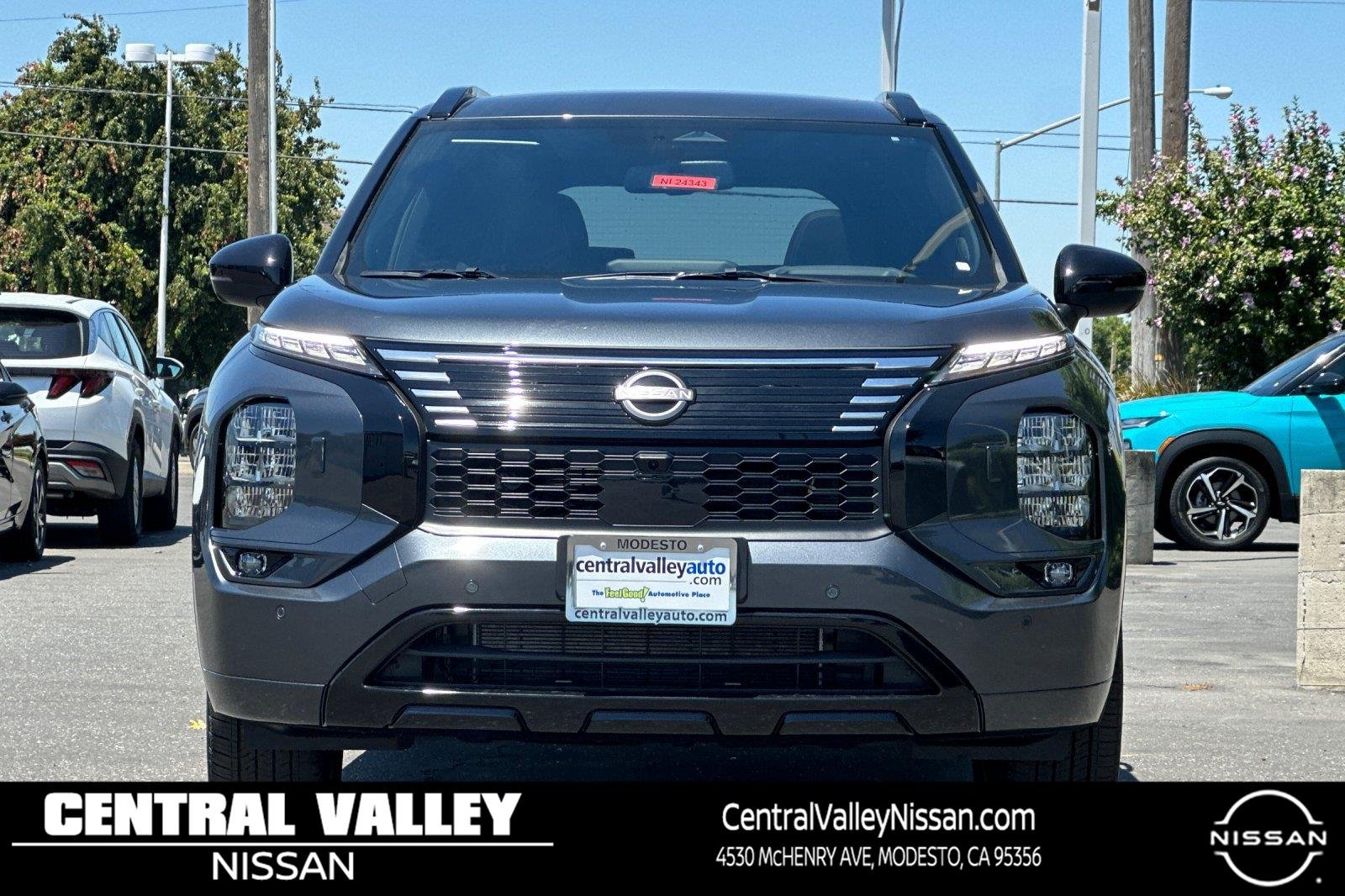 New 2026 Moonrock Gray Nissan Platinum image 9