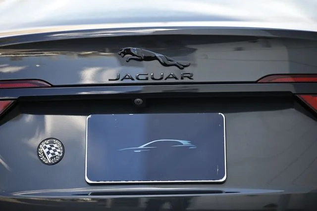 New 2024 Gray Jaguar R-Dynamic SE image 11