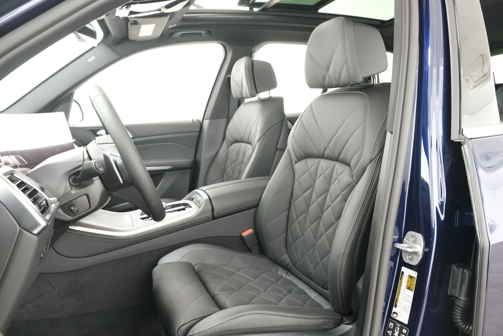 New 2026 Tanzanite Blue II Metallic BMW xDrive40i image 45