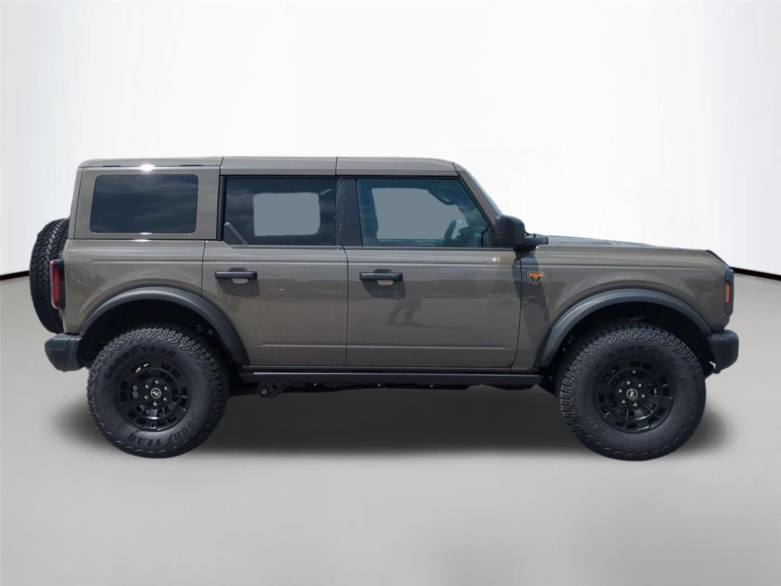 New 2026 Marsh Gray Ford Badlands® image 6