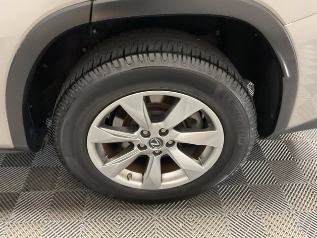 Used 2019 Silver Lexus 350 image 44