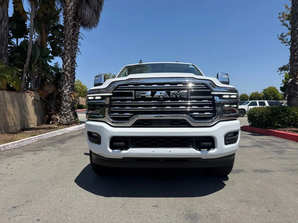 Used 2025 White Ram Limited image 3