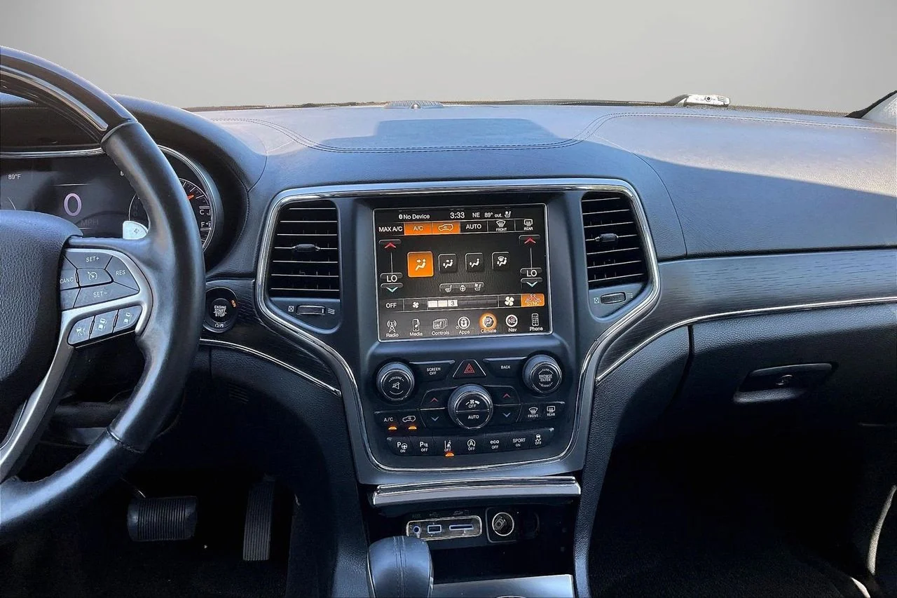 Certified Used 2017 Gray Jeep Summit image 13
