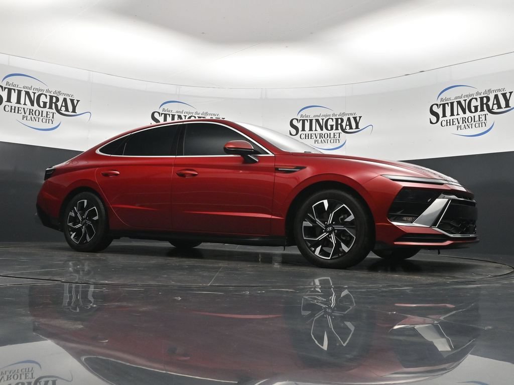 Used 2024 Red Hyundai SEL image 26