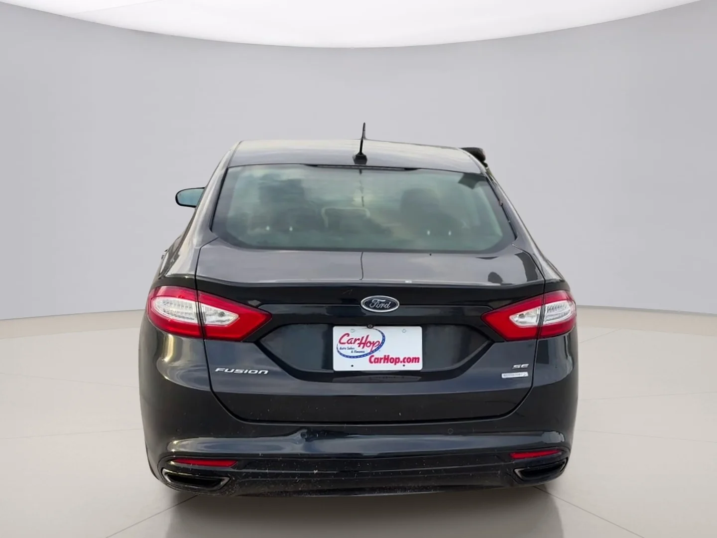 Used 2015 Black Ford SE image 4