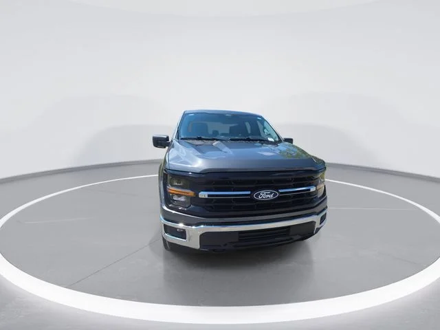 Used 2025 Gray Ford XLT image 3