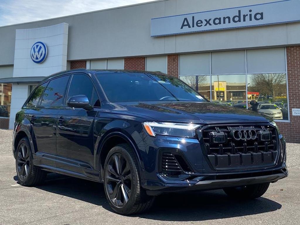 2025 Audi Q7 55 Premium Plus quattro Tiptronic's photo