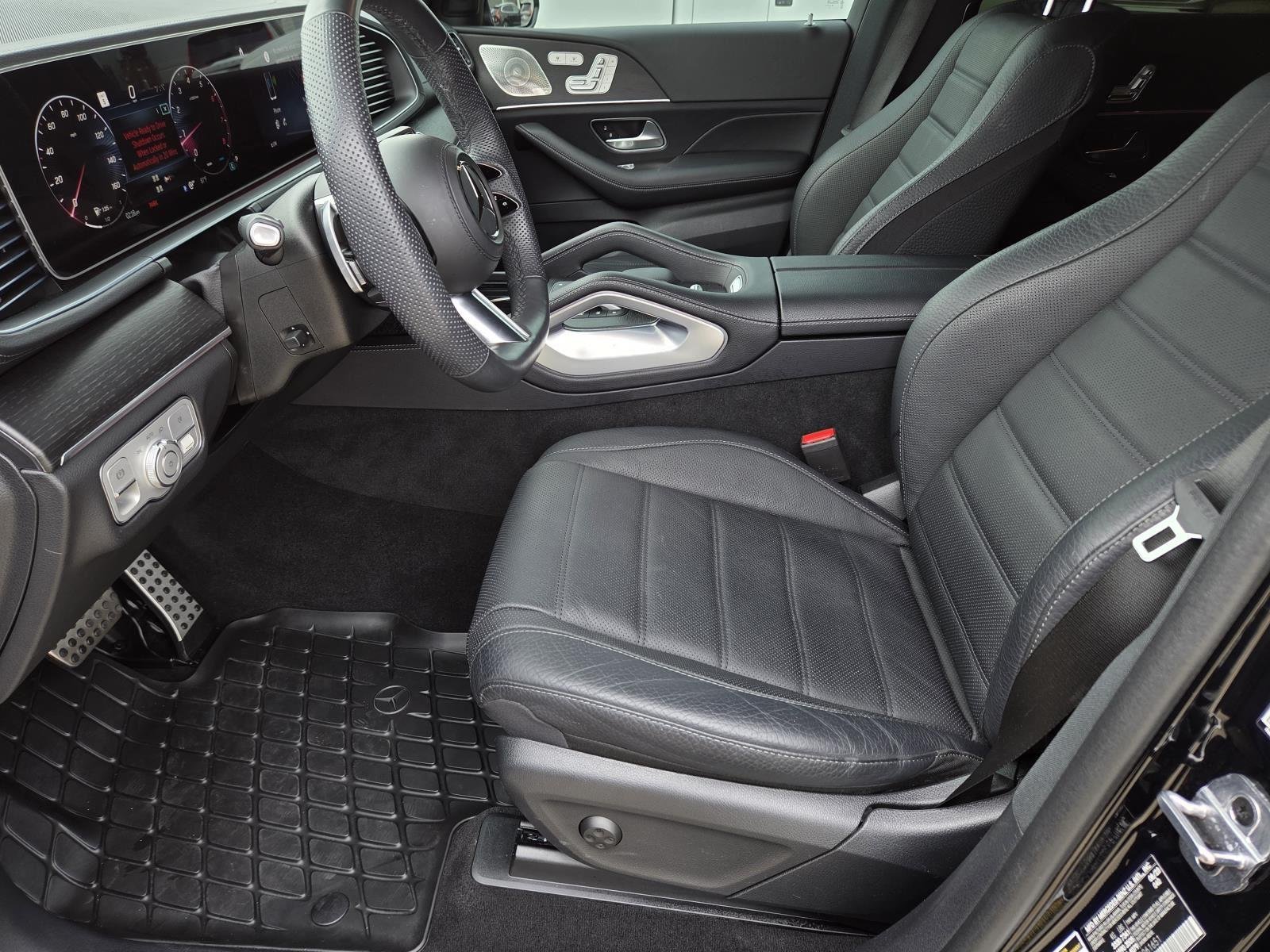 Used 2024 Obsidian Black Metallic Mercedes-Benz GLS image 30
