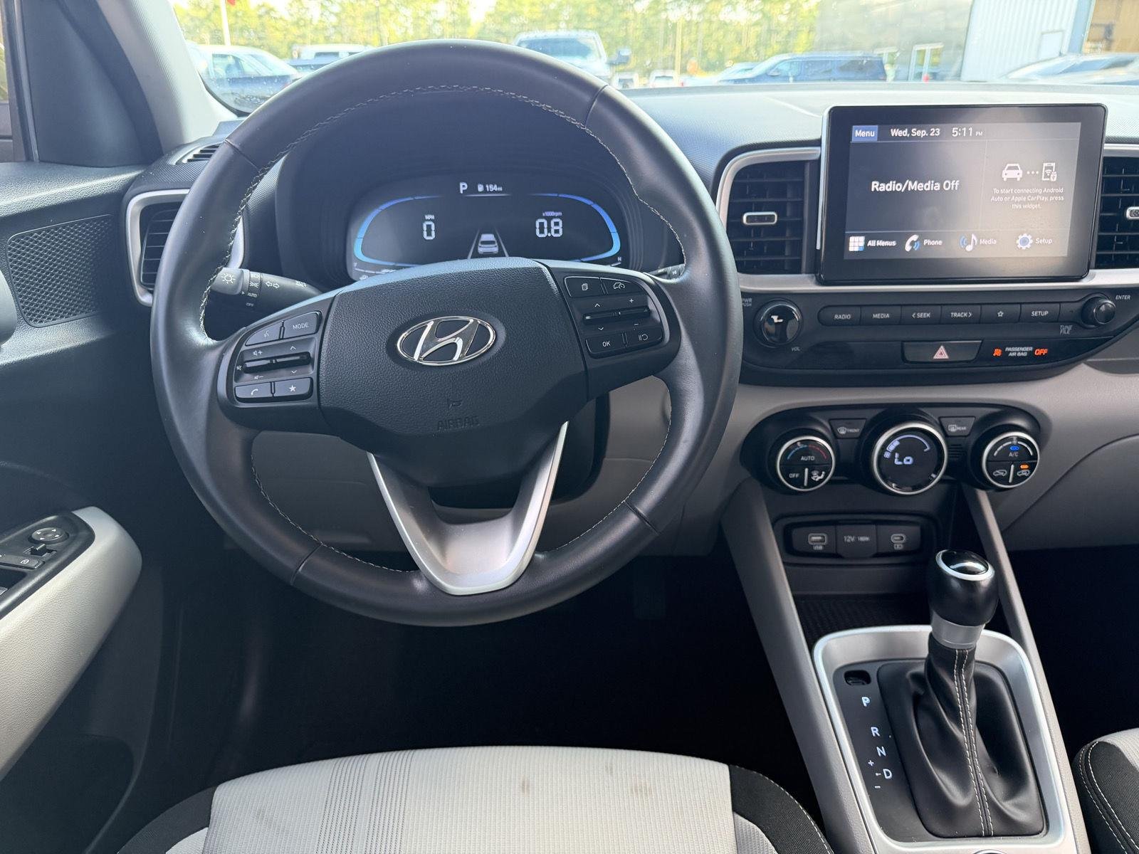 Used 2024 Green Apple Hyundai SEL image 8