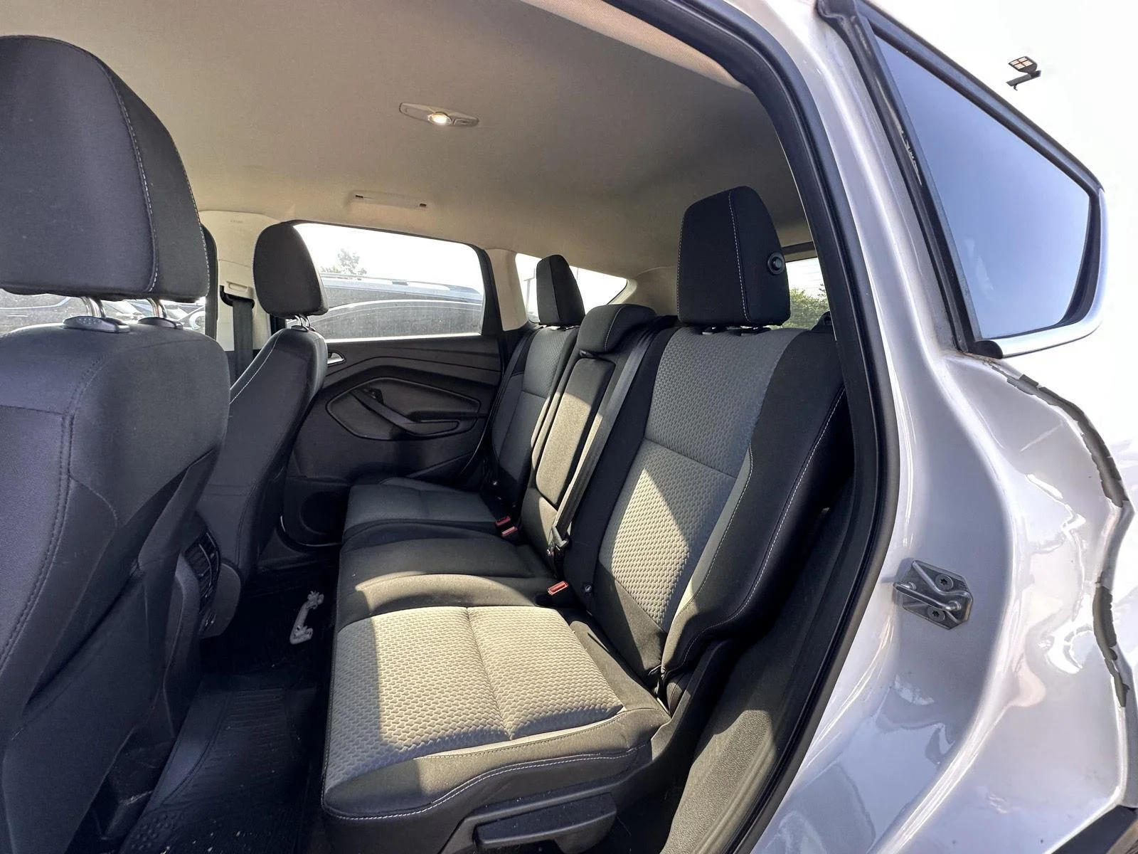 Used 2017 Oxford White Ford SE image 7