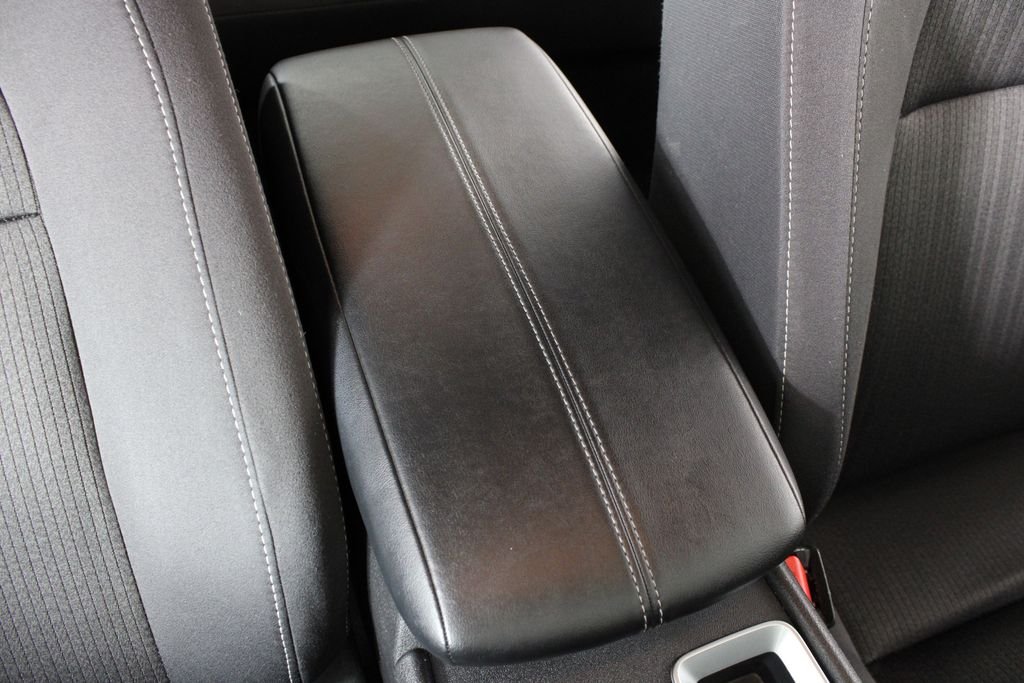 Used 2025 White Nissan 2.5 SV image 17