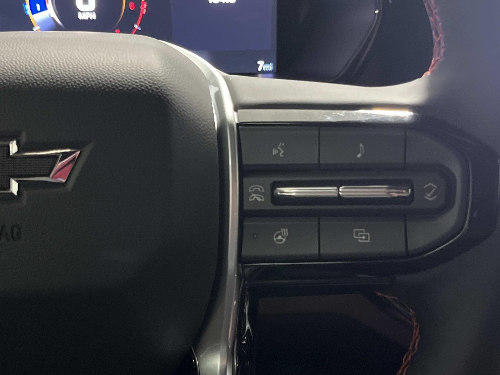 2026 Chevrolet Colorado Z71 - Photo 18