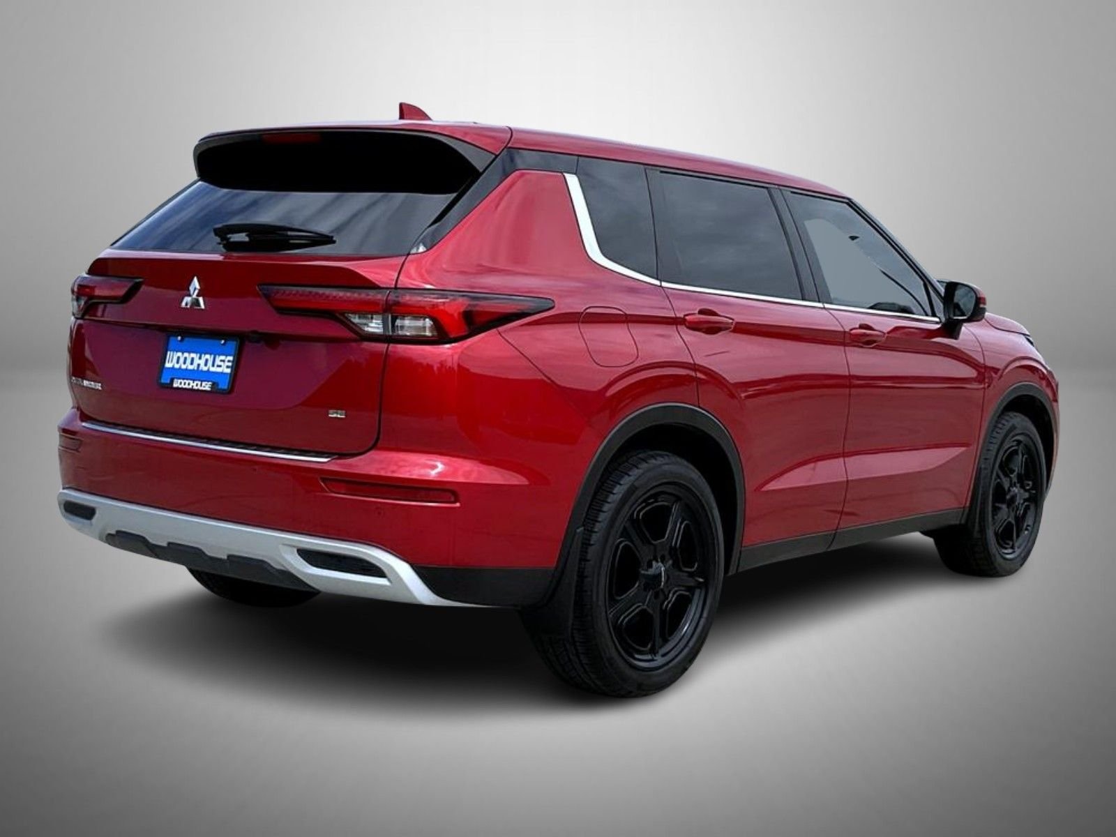 Used 2023 Red Mitsubishi SE image 5