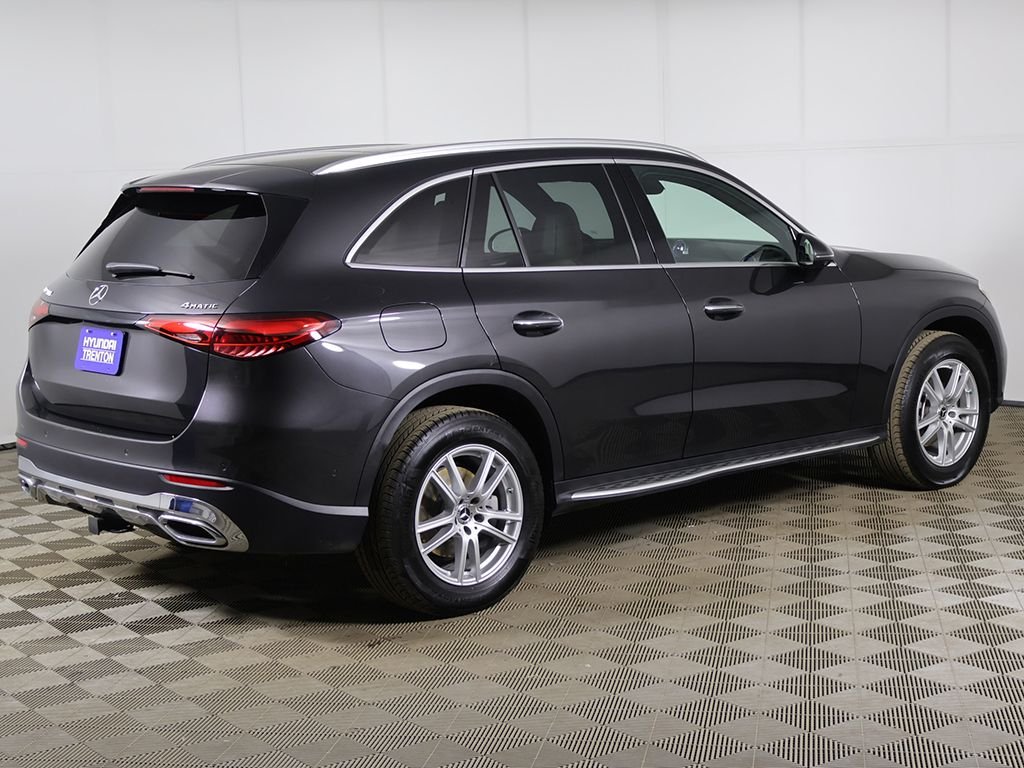 Used 2025 Gray Mercedes-Benz GLC 300 image 13