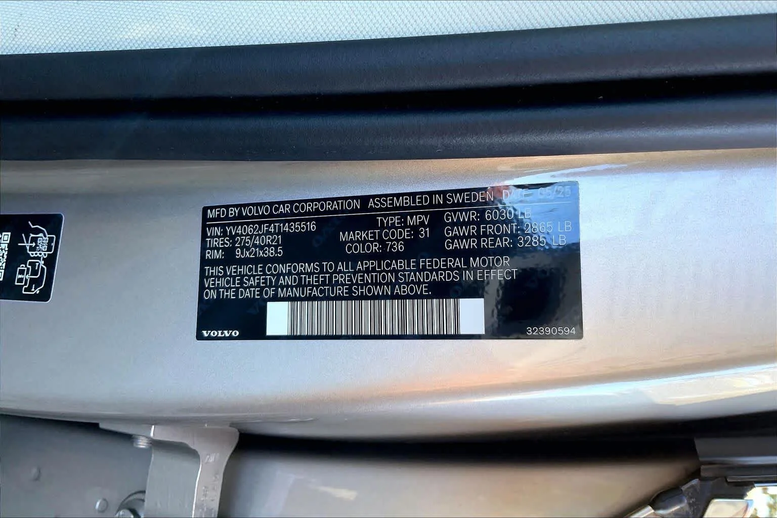 Used 2026 Bright Dusk Metallic Volvo Ultra image 31