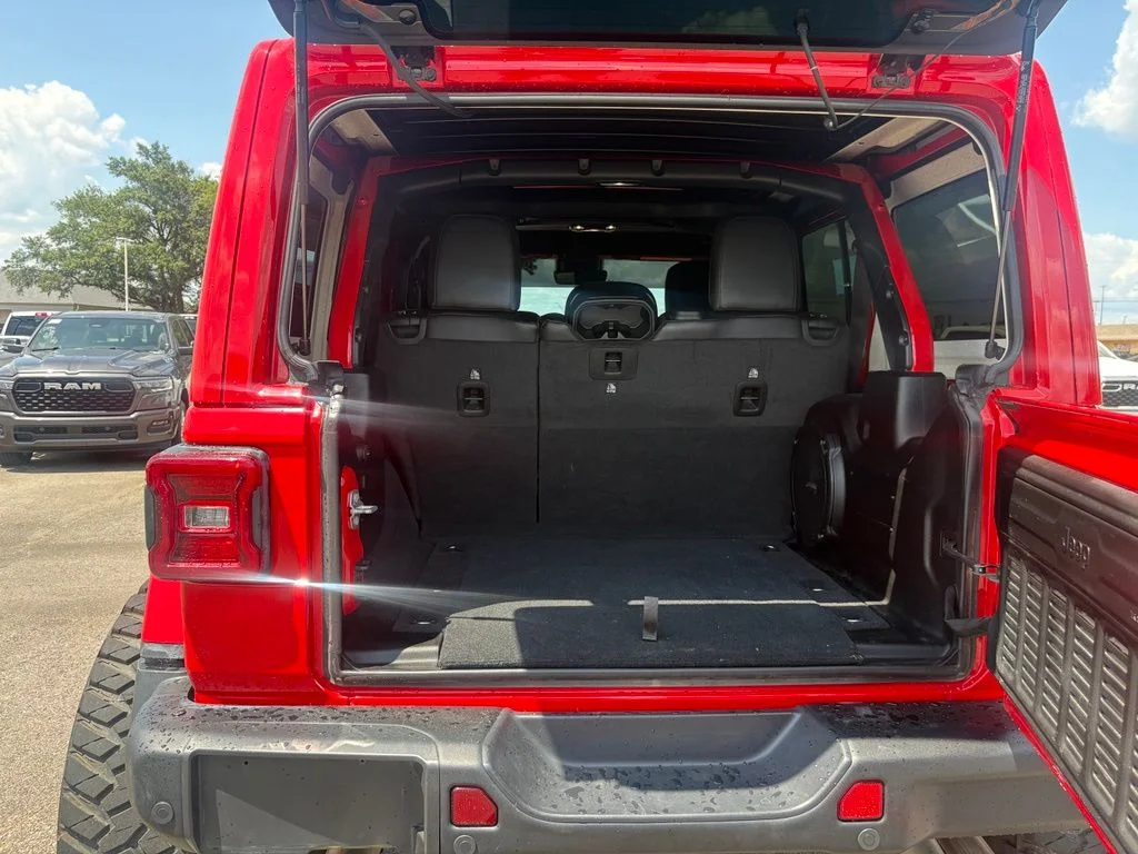 Used 2023 Red Jeep Rubicon 392 image 7