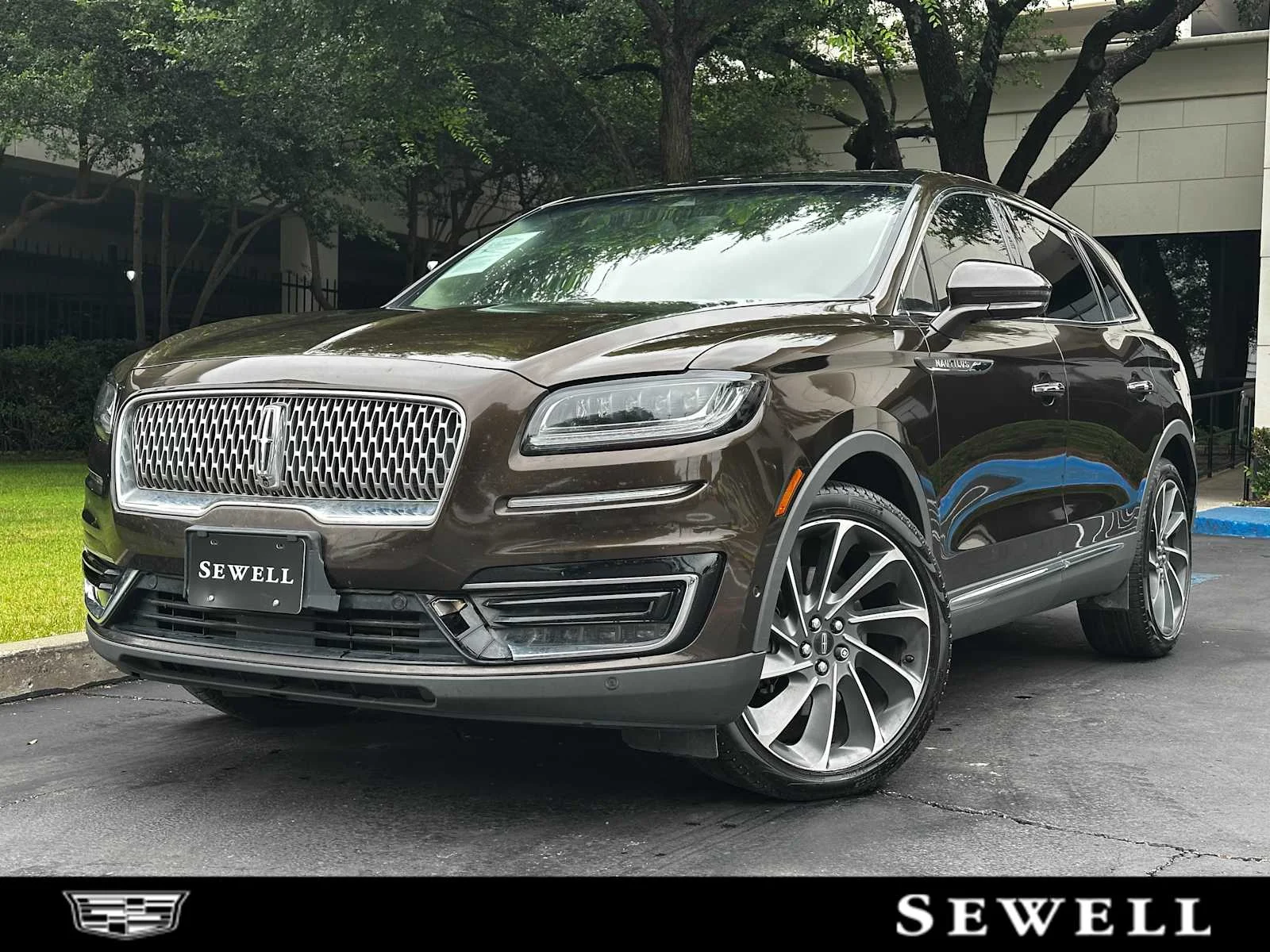 2019 Lincoln Nautilus Reserve AWD's photo