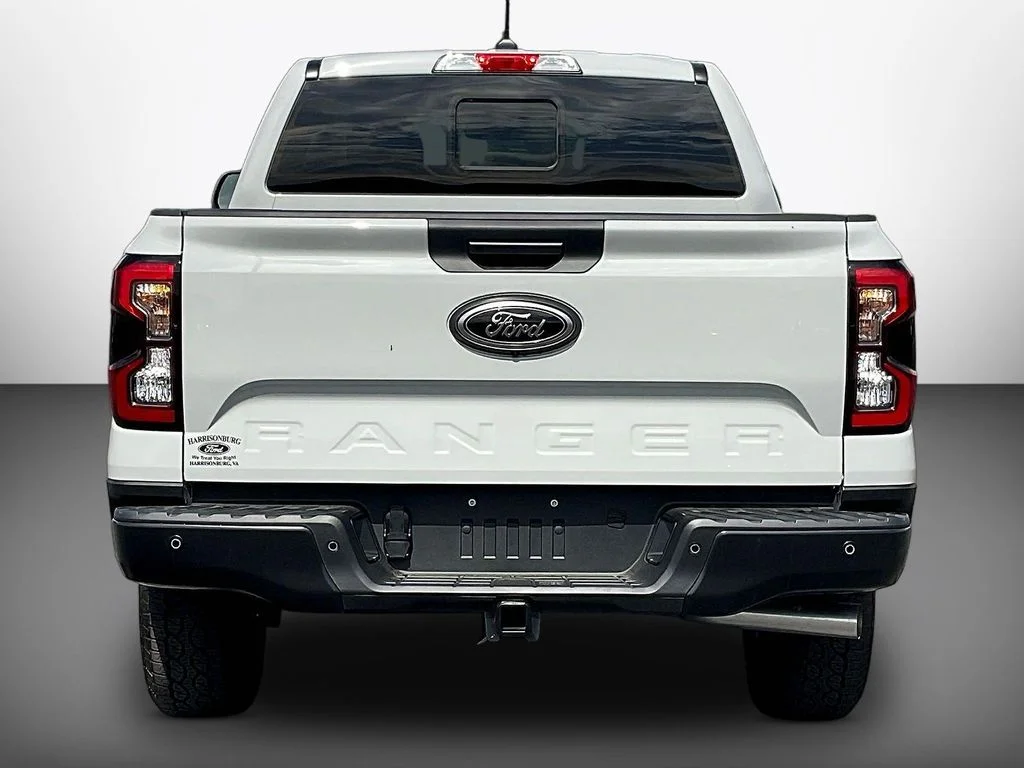 New 2026 Avalanche Ford XLT image 4