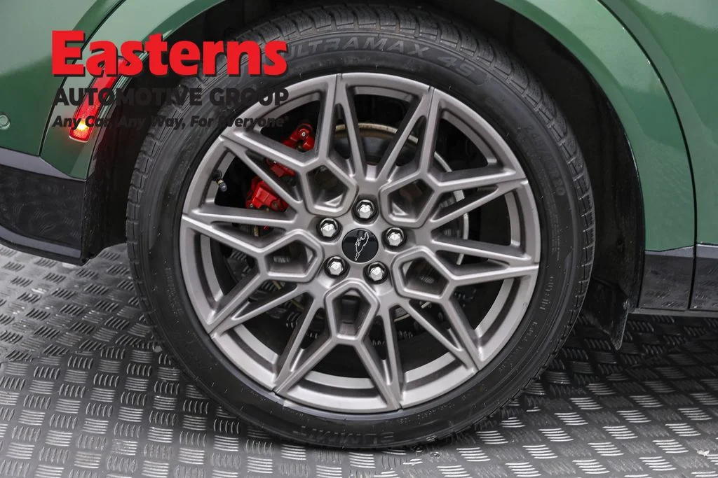 Used 2024 Green Ford GT image 31