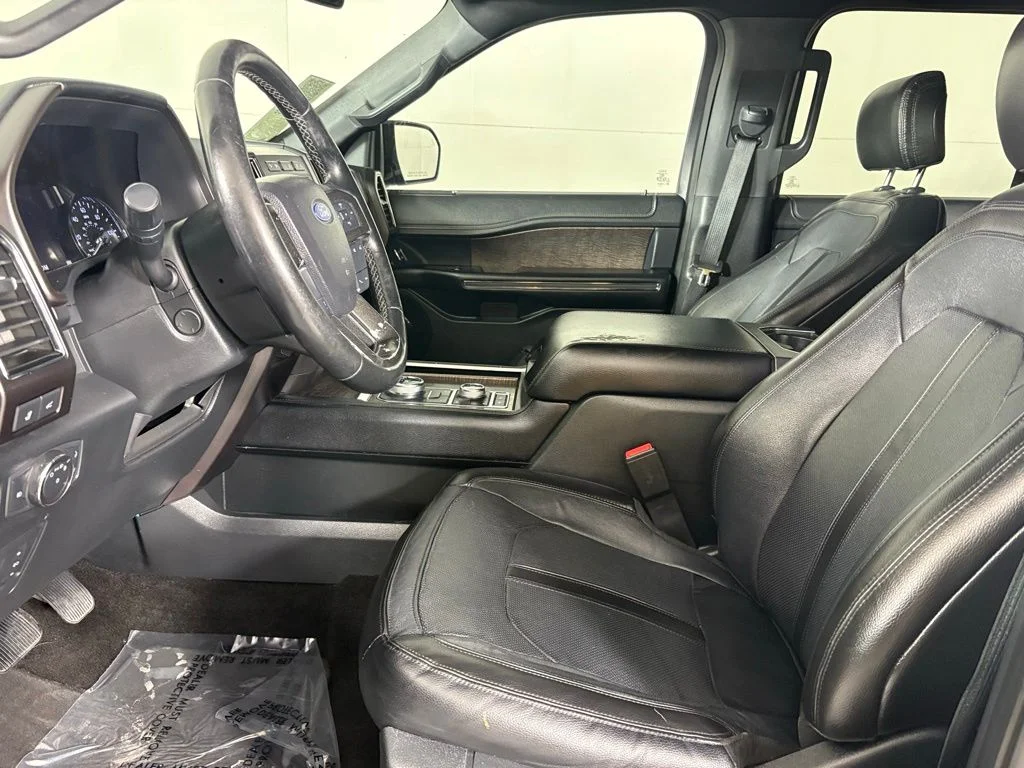 Used 2020 Black Ford Limited image 22