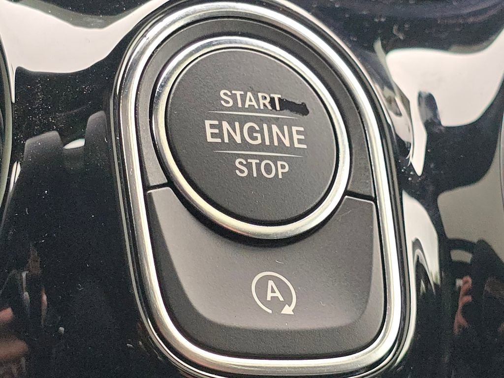 New 2026 Polar White Mercedes-Benz GLA 250 image 75