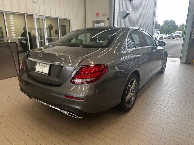 Used 2017 Gray Mercedes-Benz E 300 image 3