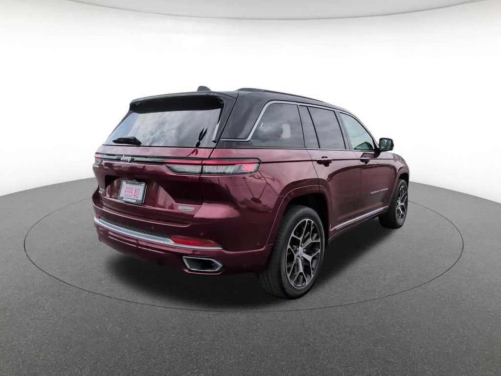 Used 2025 Red Jeep Summit Reserve image 5