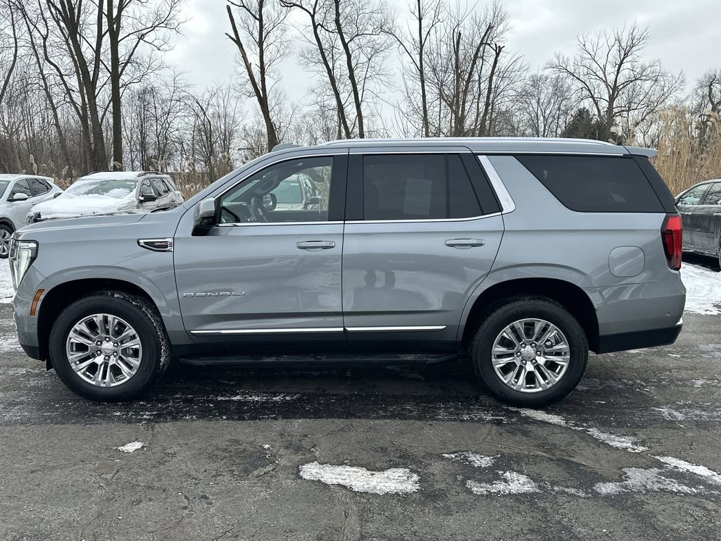 2025 GMC YUKON - Image 4